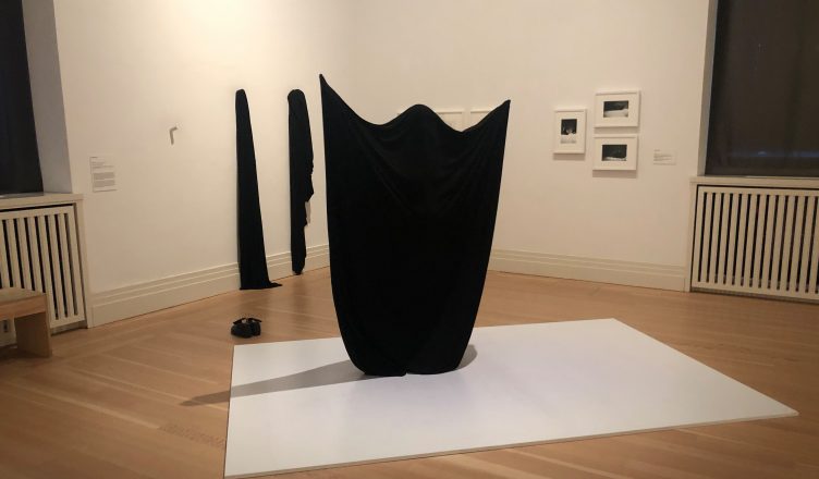 alt="Bag Piece I Version I Hommage á Yoko Ono by Marlen Wagner">